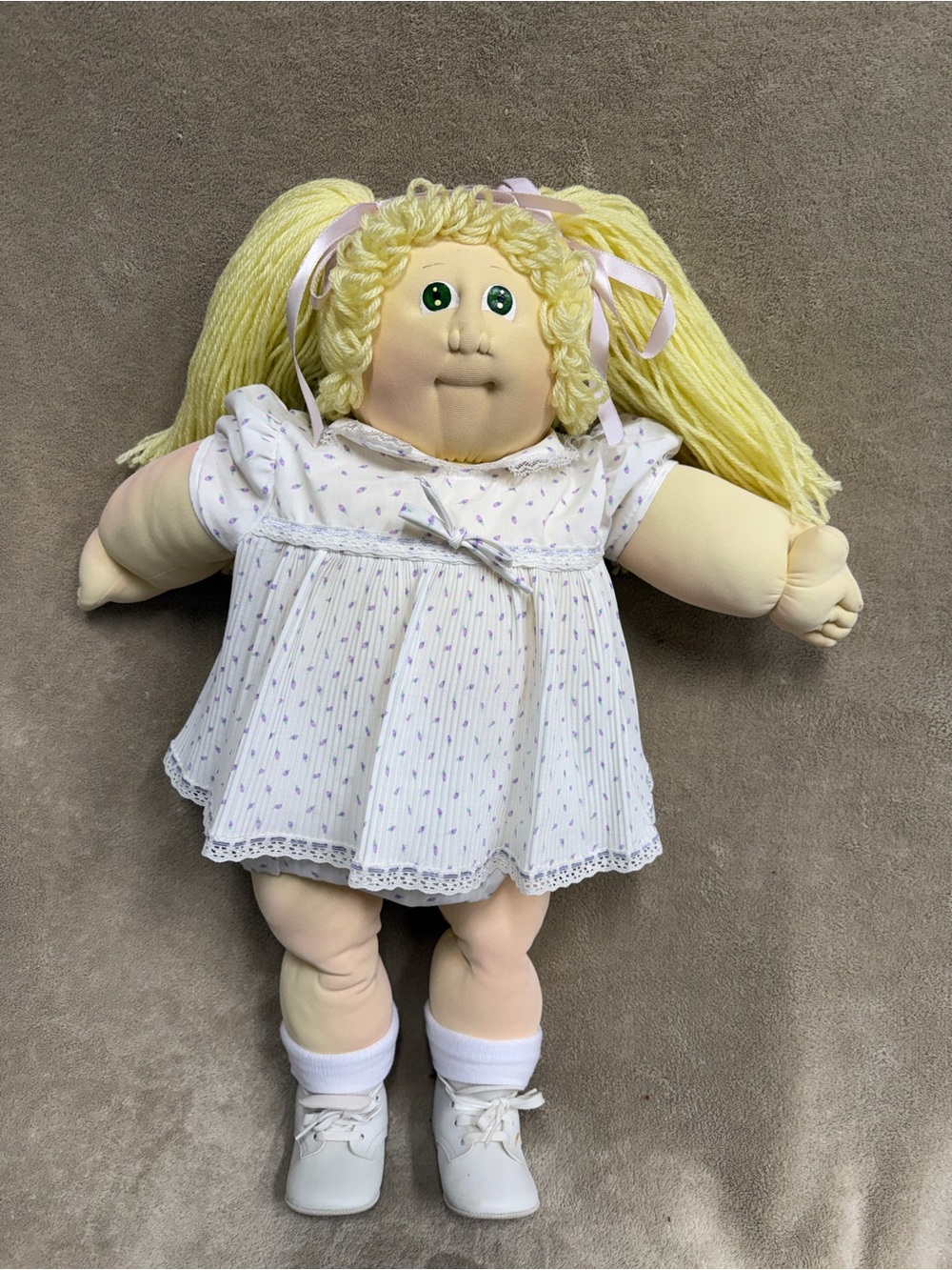 VT G Cabbage Patch Kid 21 in Little People softie doll blonde green eyes